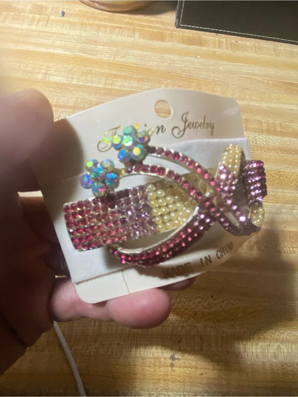 Fashion Jewelry Twisted Hair Clip - Picture 3 of 7